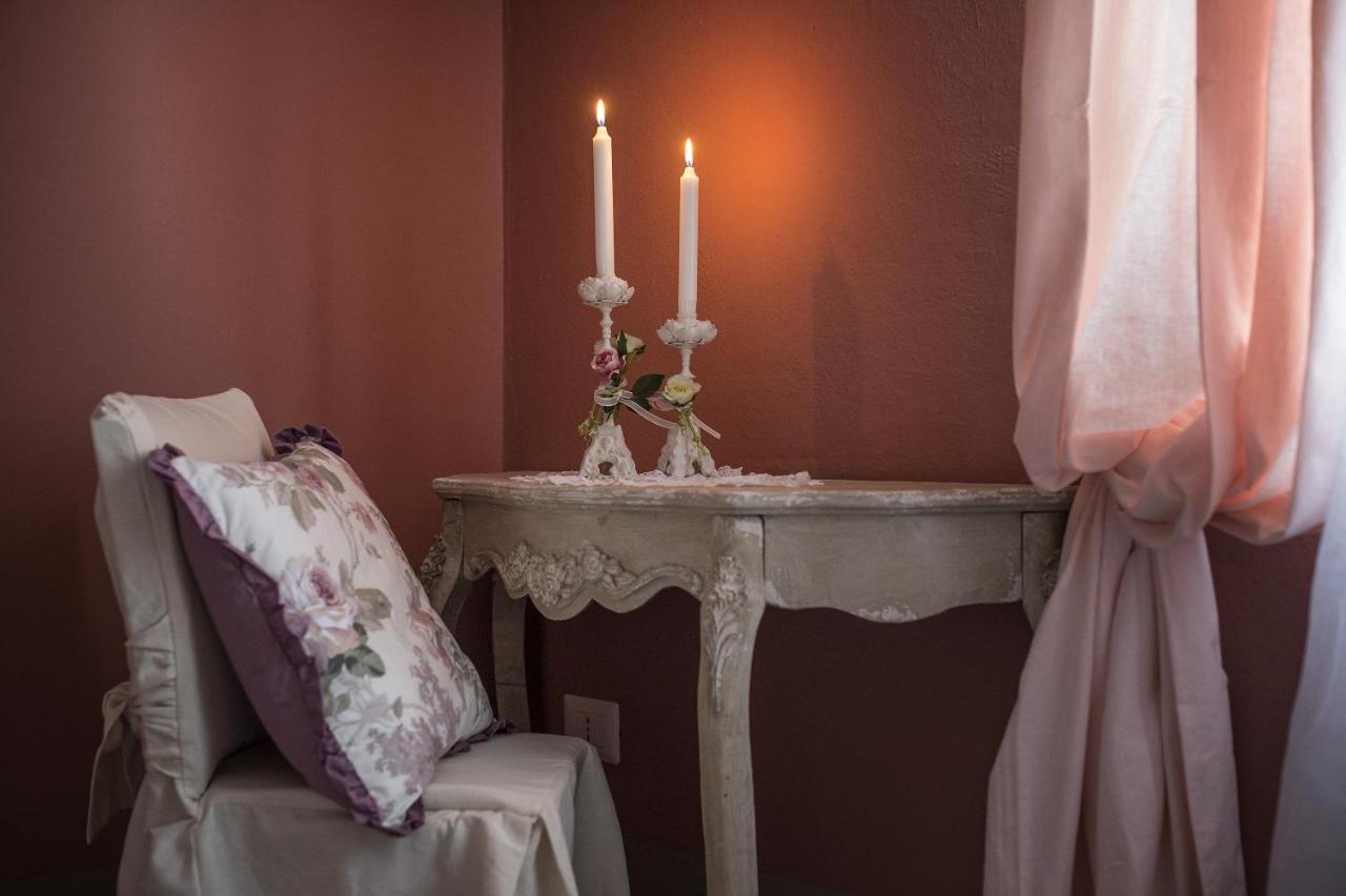 B&B Il Biancospino アッバディーア・サン・サルヴァトーレ エクステリア 写真